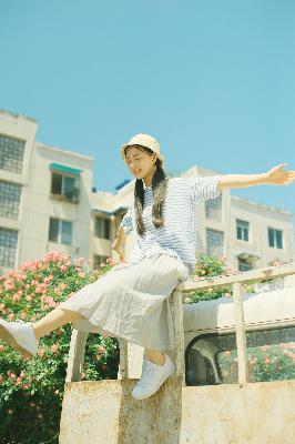 三年免费在线观看大全，哔哩上真有这么多资源？