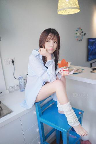 震惊！15 岁暴躁少女的 CSGO 精彩视频，你看过几个？
